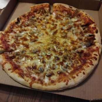 Casey's - Sausage and mushroom - Pizza Near Me - Le Claire, Iowa