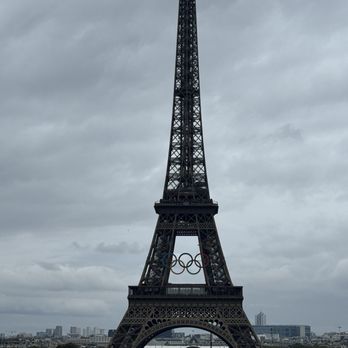 Eiffel Tower, Paris France - Landmarks & Historical Buildings Near Me - Paris Eiffel Tower, Paris France - Landmarks & Historical Buildings Near Me - Paris