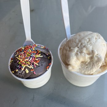The Good Scoop - Chocolate with sprinkles and horchata ice cream - Ice Cream & Frozen Yogurt Near Me - Dixon, California