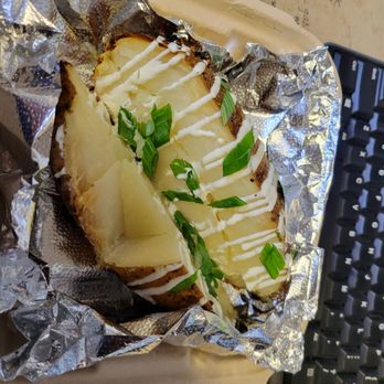 Wagon Wheel BBQ - Basic baked potato. - Barbeque Near Me - Mountain View, California Wagon Wheel BBQ - Basic baked potato. - Barbeque Near Me - Mountain View, California