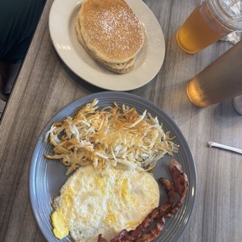 Early Riser Cafe - Eggs your way - New American Near Me - Katy, Texas