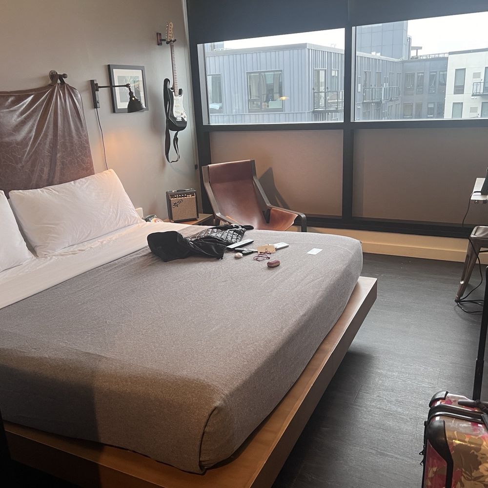 Moxy Minneapolis Uptown - Hotels Near Me - Minneapolis, Minnesota Moxy Minneapolis Uptown - Hotels Near Me - Minneapolis, Minnesota