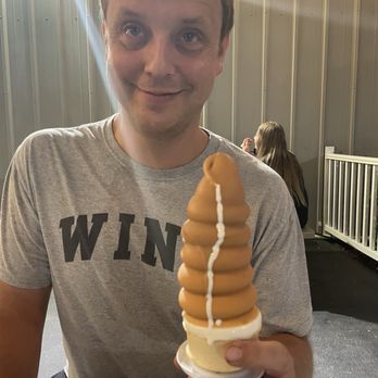 Cravings Soft Serve Ice Cream Parlor - Ice Cream & Frozen Yogurt Near Me - Summerville, South Carolina