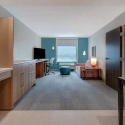 Home2 Suites by Hilton Garden Grove Anaheim - Guest room