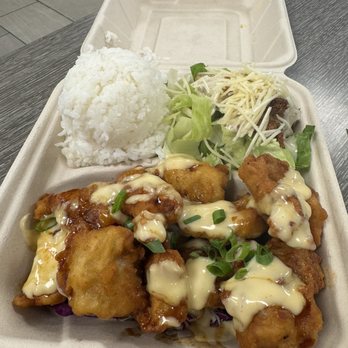 Cafe Jai - Maui Wowie Fried Chicken - Caterers Near Me - Lahaina, Hawaii