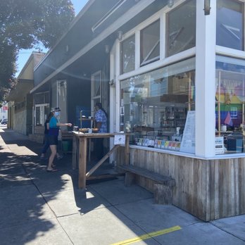 Andytown Coffee Roasters - Store front right side - Coffee Roasteries Near Me - San Francisco, California