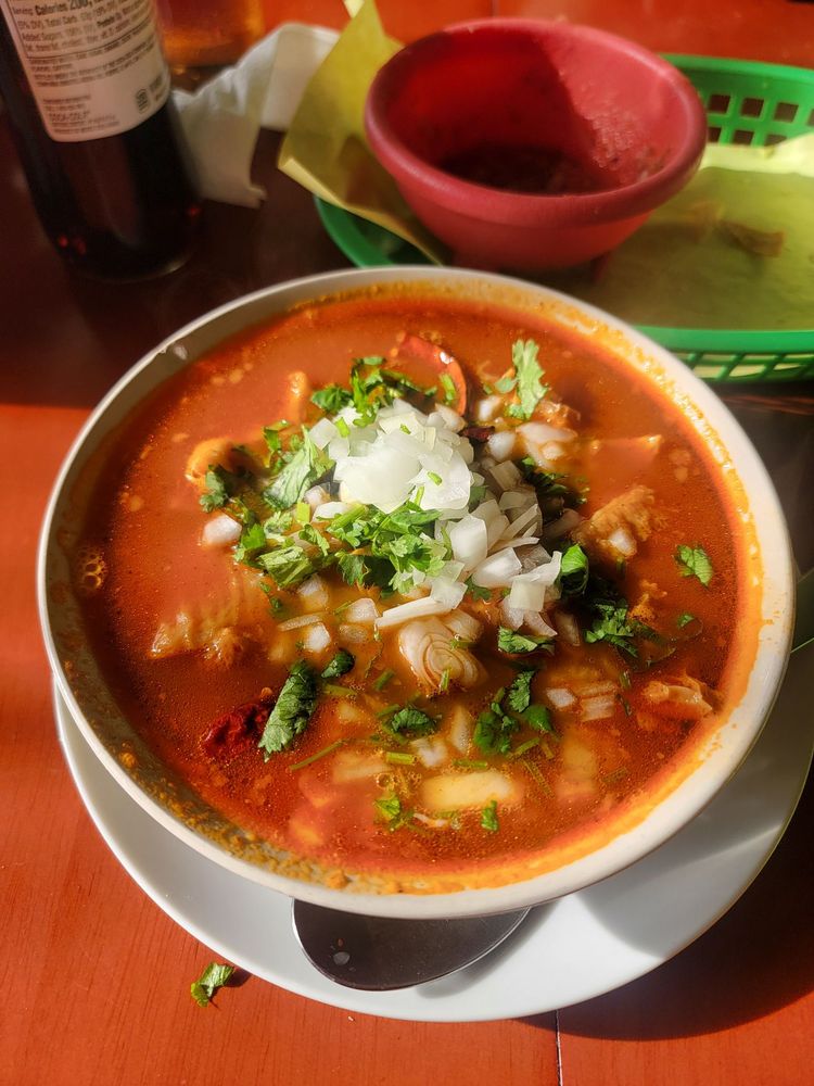 Los Compadres Taqueria