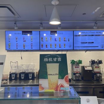 Bubblelicious - Front counter - Bubble Tea Near Me - Chicago, Illinois