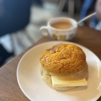 Garden Hong Kong Cafe - a muffin and a cup of coffee - Hong Kong Style Cafe Near Me - Markham, Ontario Garden Hong Kong Cafe - a muffin and a cup of coffee - Hong Kong Style Cafe Near Me - Markham, Ontario