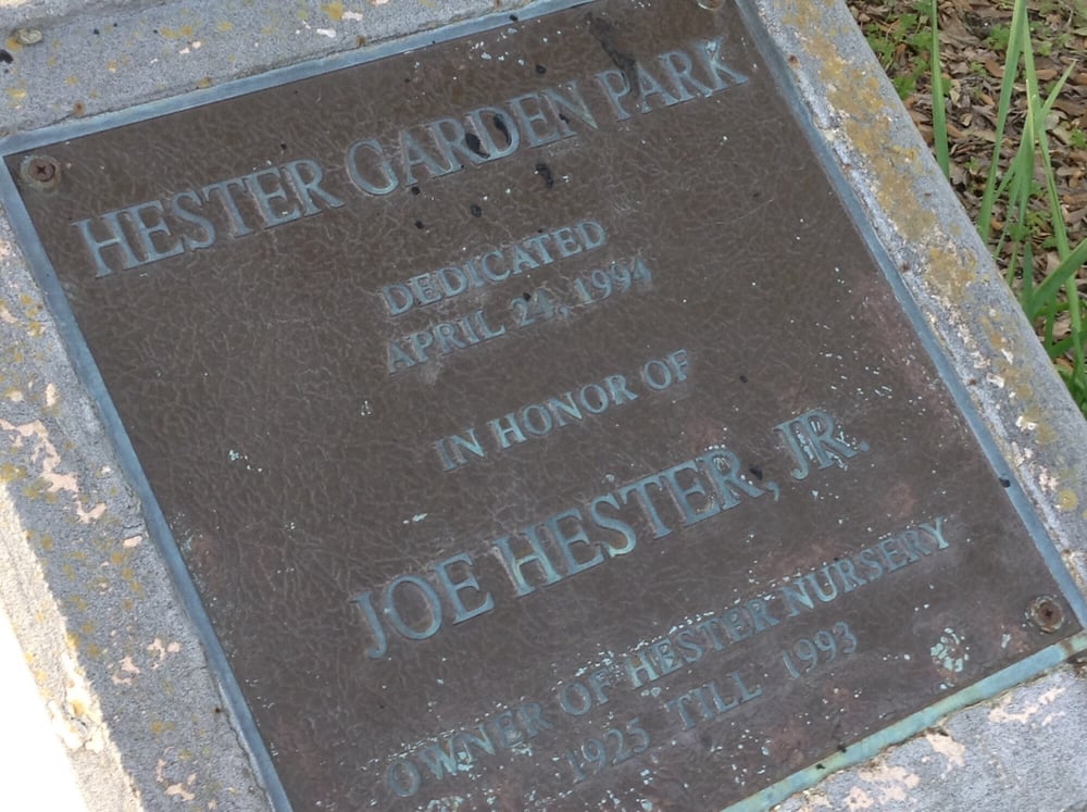 Hester Garden Park Logo