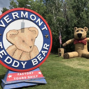 Vermont Teddy Bear - Toy Stores Near Me - Shelburne, Vermont