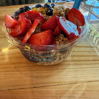Playa Bowls - Pura Vida Acai Bowl added bee pollen - Juice Bars & Smoothies Near Me - Euless, Texas Playa Bowls - Pura Vida Acai Bowl added bee pollen - Juice Bars & Smoothies Near Me - Euless, Texas