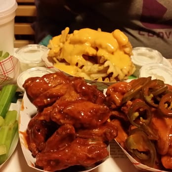 Buffalo Joe's - Bbq & spicy wings & suicide wings w/cheese fries - Chicken Wings Near Me - Evanston, Illinois