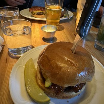 Au Cheval - Single cheeseburger with bacon - Bars Near Me - Chicago, Illinois