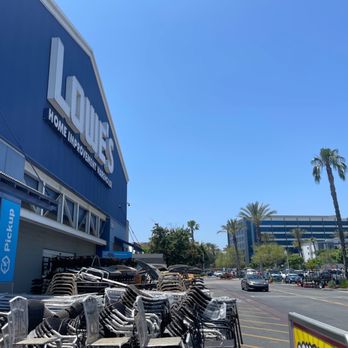 Lowe's Home Improvement - Gardening Projects - Home Decor Near Me - Burbank, California Lowe's Home Improvement - Gardening Projects - Home Decor Near Me - Burbank, California