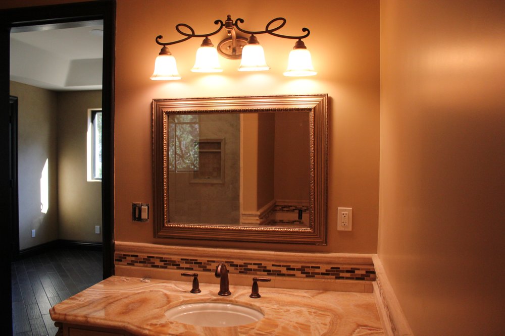 DANIEL’S PICTURE FRAMING & MIRRORS Updated October 2024 32 Photos