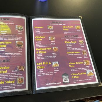 B&D's Food Hut - Burgers Near Me - Long Beach, Washington