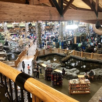 Cabela's - Outdoor Gear Near Me - Hamburg, Pennsylvania