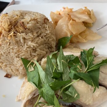 Pho Que Huong - Com ga Hai Nam (Hai Nam Chicken Rice) - Vietnamese Near Me - Honolulu, Hawaii Pho Que Huong - Com ga Hai Nam (Hai Nam Chicken Rice) - Vietnamese Near Me - Honolulu, Hawaii
