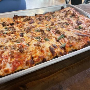 Patrizi's - Pizza - Italian Near Me - Austin, Texas