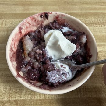 Daisy Queen - BlackBerry Cobbler - Diners Near Me - Harrison, Arkansas