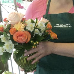 Mount Williams Greenhouses - We specialize in creating fresh arrangements customized to your tastes and preferences.