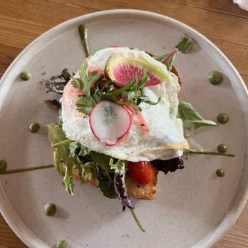 Maple - Avocado Toast - Breakfast & Brunch Near Me - Rosarito, BCN Maple - Avocado Toast - Breakfast & Brunch Near Me - Rosarito, BCN