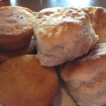 Cracker Barrel - Biscuit and corn bread - Breakfast & Brunch Near Me - Fishkill, New York