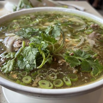 Pho Anh Vu - 17. Rare Beef & Beef Ball Noodle Soup - Vietnamese Near Me - Newmarket, Ontario Pho Anh Vu - 17. Rare Beef & Beef Ball Noodle Soup - Vietnamese Near Me - Newmarket, Ontario