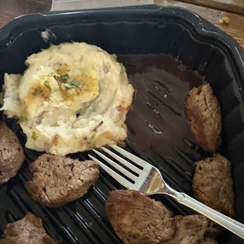 Shakers Bar & Grill - No bread with my filet tips. - Steakhouses Near Me - Canton, Michigan Shakers Bar & Grill - No bread with my filet tips. - Steakhouses Near Me - Canton, Michigan