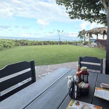 Castaway Cafe - View - American Near Me - Lahaina, Hawaii