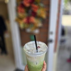 White Sparrow Coffee - highly recommend the pumpkin spiced matcha! it is delicious, made with real pumpkin puree & not too sweet!