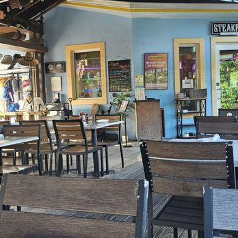 Island Grill - Seafood Near Me - Islamorada, Florida
