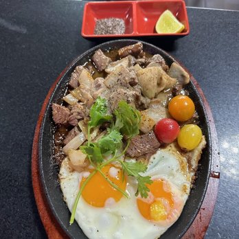 Saigon By Night Restaurant - Bố sốt patê - Vietnamese Near Me - Garden Grove, California
