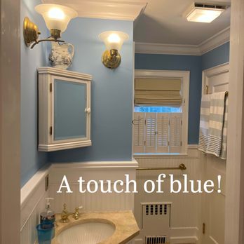 Flying point painting & Wallpaper - A touch of blue in the pool house. The wainscoting in this bathroom was in really bad shape. We brought it back to life. - Painters Near Me Flying point painting & Wallpaper - A touch of blue in the pool house. The wainscoting in this bathroom was in really bad shape. We brought it back to life. - Painters Near Me