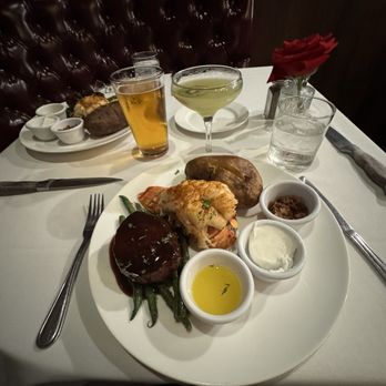 The Board Room - This Lunch also came with a delicious cup of soup. - American Near Me - Novato, California The Board Room - This Lunch also came with a delicious cup of soup. - American Near Me - Novato, California