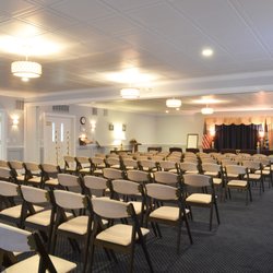 Brueggemann Funeral Home - Our largest chapel is not only well lit and welcoming, it is spacious with room for about 135 people.