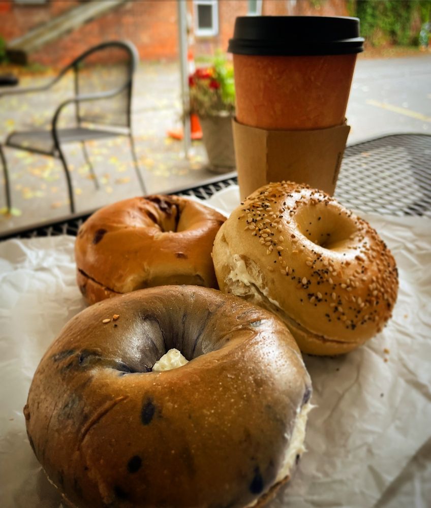 Social spots from Balsam Bagels