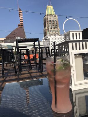 LB Skybar by null