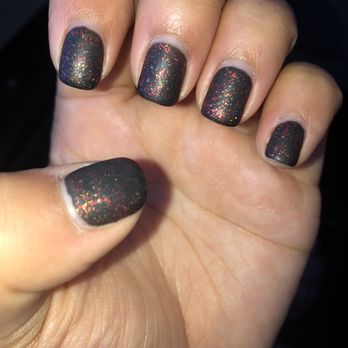 Classic Nails - Gel Manicure after 1 week - Nail Salons Near Me - Anaheim, California