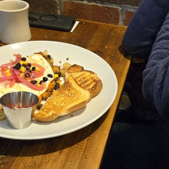 Proving Ground - Chorizo hash - Coffee Roasteries Near Me - Columbia, Illinois