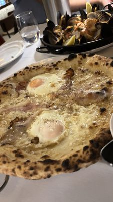 SOCIAL CORNER COAL HARBOUR by null