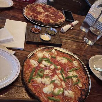 Parlor Pizza Bar - River North - Pizza Near Me - Chicago, Illinois Parlor Pizza Bar - River North - Pizza Near Me - Chicago, Illinois