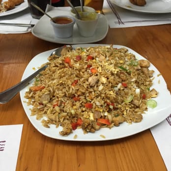 Roger's Chicken - Arroz chanfa - Rotisserie Chicken Near Me - Seville, SE