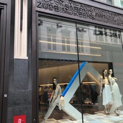 Zara - Zara
