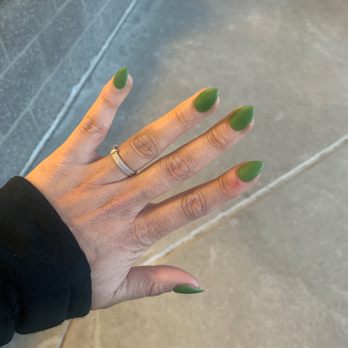 Paradise Nails and Spa - Dipped color - Nail Salons Near Me - Zephyr Cove, Nevada