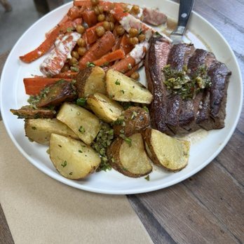 Forage - Bland veggies and bland steak ... - Salad Near Me - Los Angeles, California