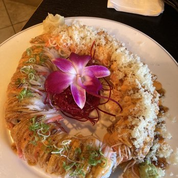Yellowtail Japanese Bistro - Sushi - Sushi Bars Near Me - Fairfield, New Jersey Yellowtail Japanese Bistro - Sushi - Sushi Bars Near Me - Fairfield, New Jersey