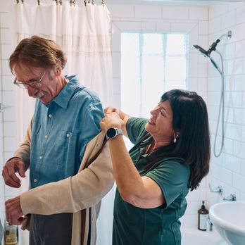 Home Instead - Home Health Care Near Me - Edina, Minnesota