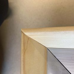 Jerry's Artarama - hairline cracks in the wood for 2 stretcher bars
